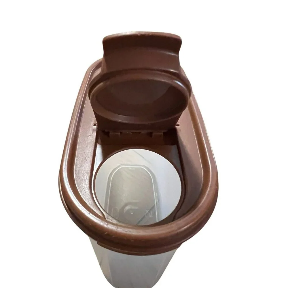 Tupperware Modular Mate Oval  #1613-6 (7 1/4 Cup) with Brown‎ Lid
